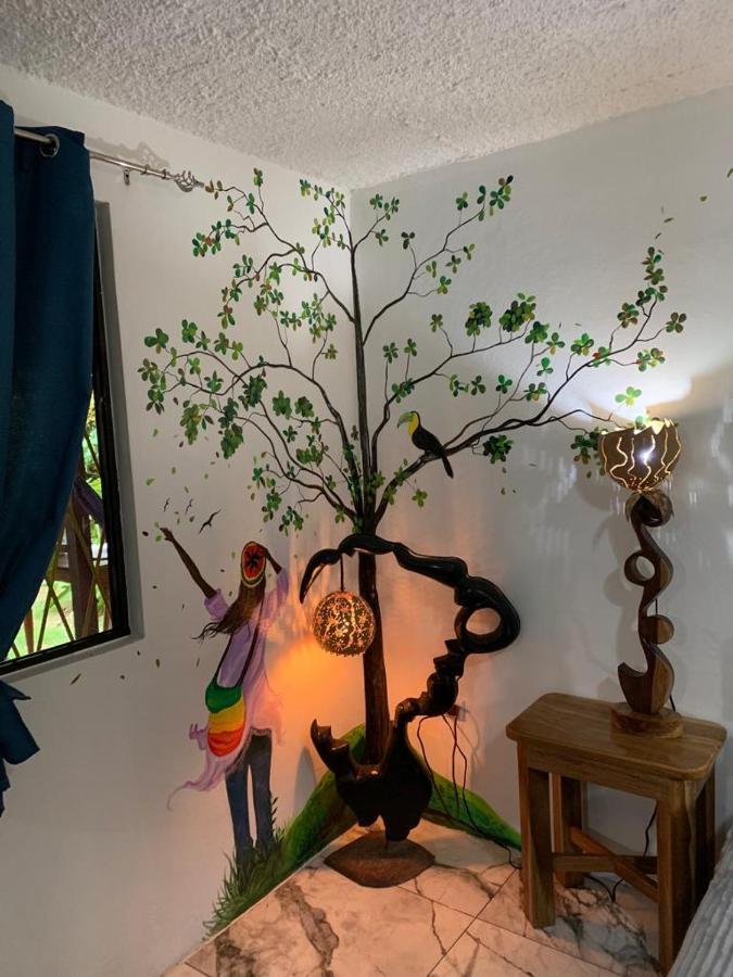 卡维塔Casa Mambo住宿加早餐旅馆 外观 照片